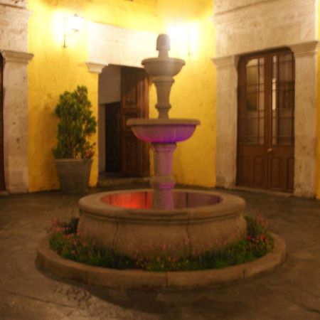 Flying Dog Hostel Arequipa Exterior foto